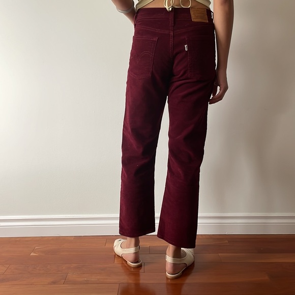 Levi’s wedgie jeans- burgundy ankle crop, corduroy - Picture 2 of 4